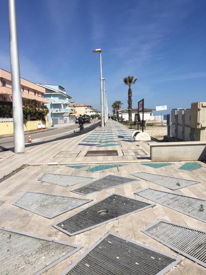 Pousada Copacabana Praia - Affittacamere - Casa Vacanza A Porto SantʼElpidio Exterior foto