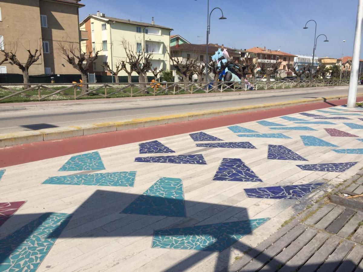 Pousada Copacabana Praia - Affittacamere - Casa Vacanza A Porto SantʼElpidio Exterior foto