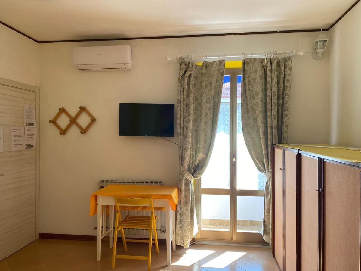 Pousada Copacabana Praia - Affittacamere - Casa Vacanza A Porto SantʼElpidio Exterior foto